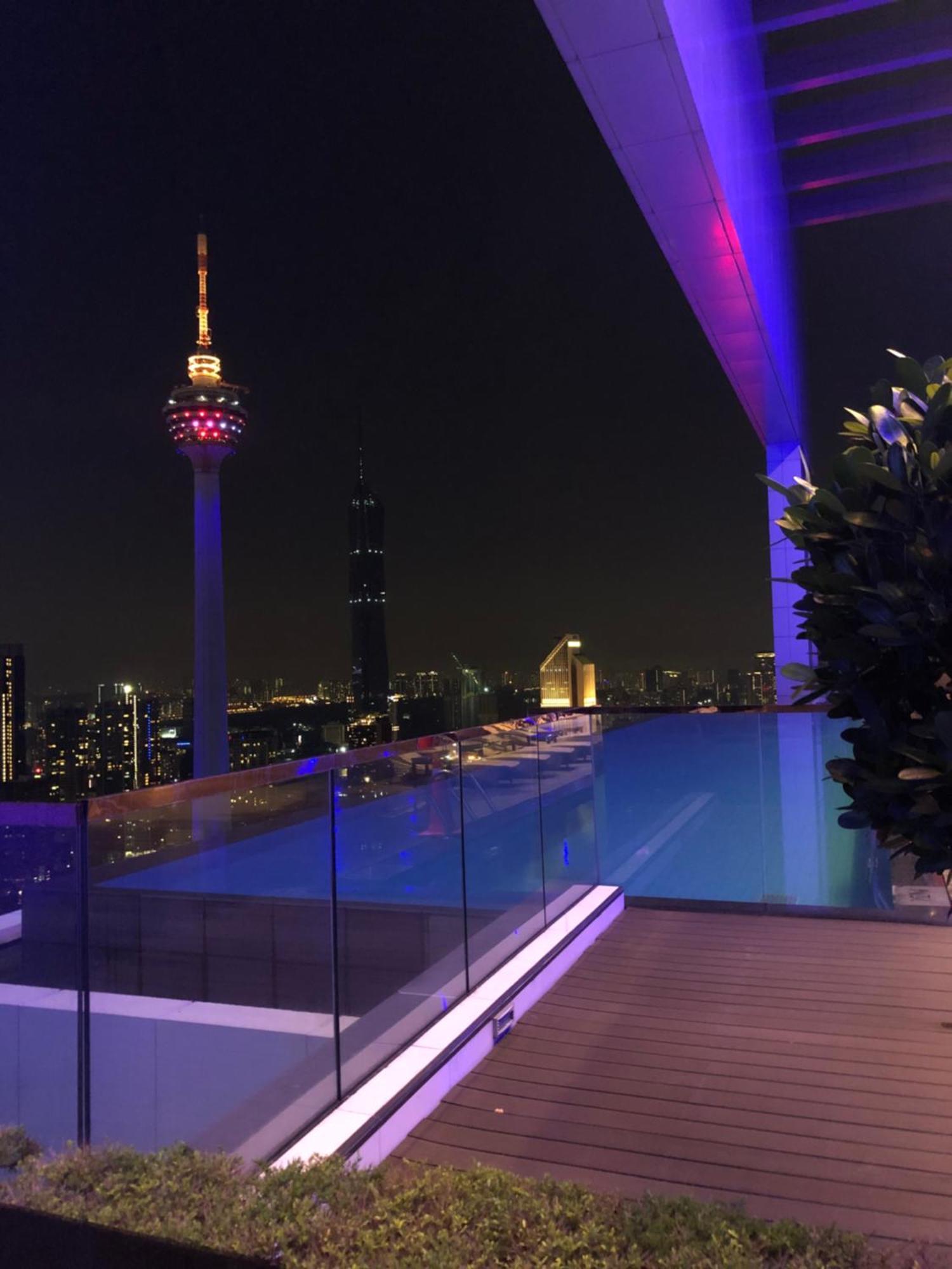 Amazing Pool By Platinum Suites Klcc Куала-Лумпур Экстерьер фото
