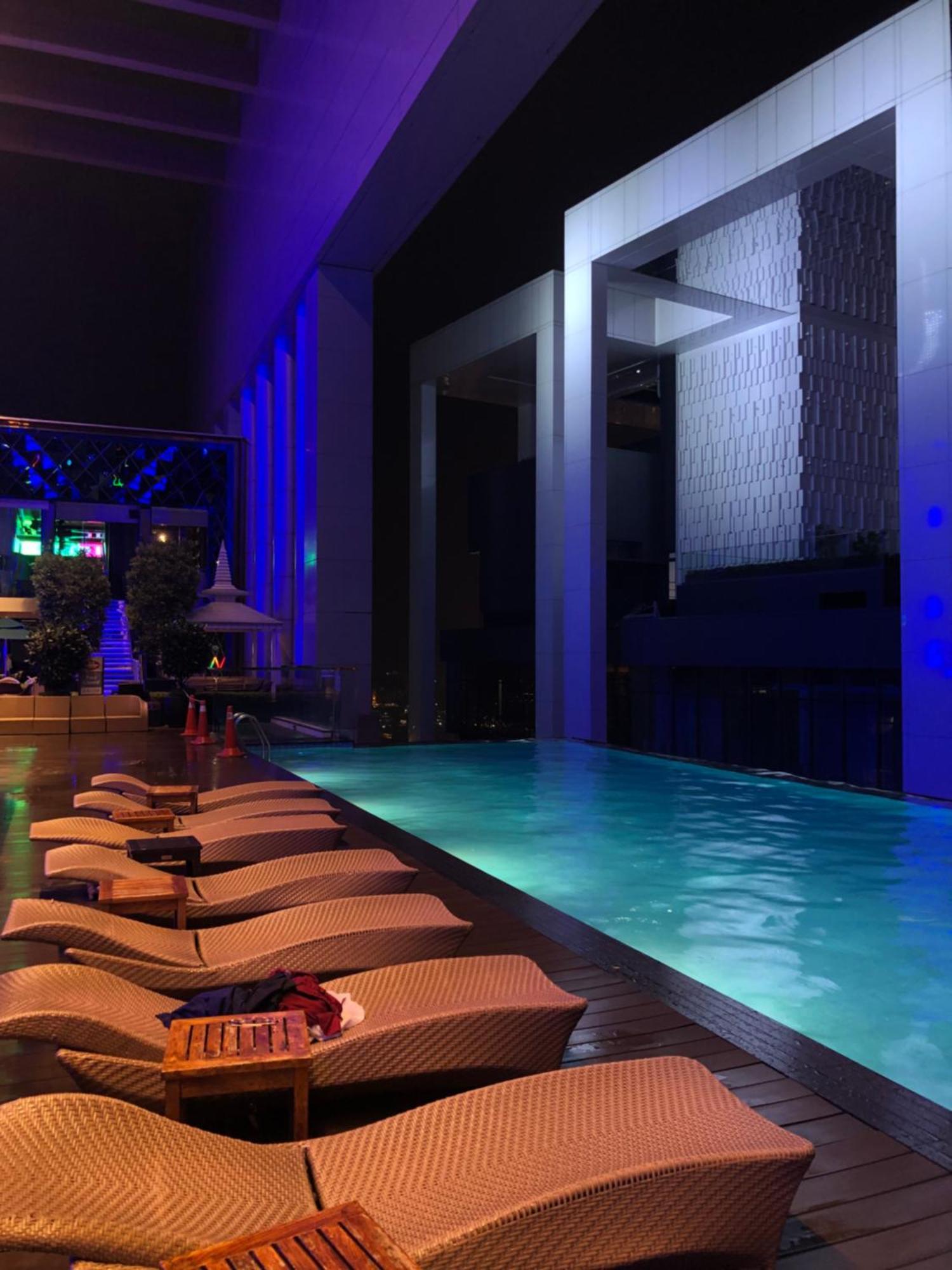 Amazing Pool By Platinum Suites Klcc Куала-Лумпур Экстерьер фото